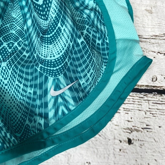 Nike Dri-Fit Athletic Shorts Size XS - Picture 3 of 5